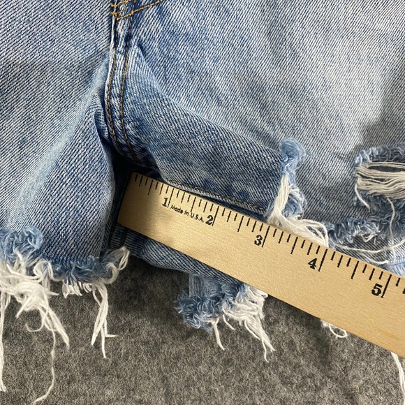Levis Wedgie Short 31 Light Blue Denim High Rise Distressed Jean Cutoff - Picture 9 of 16